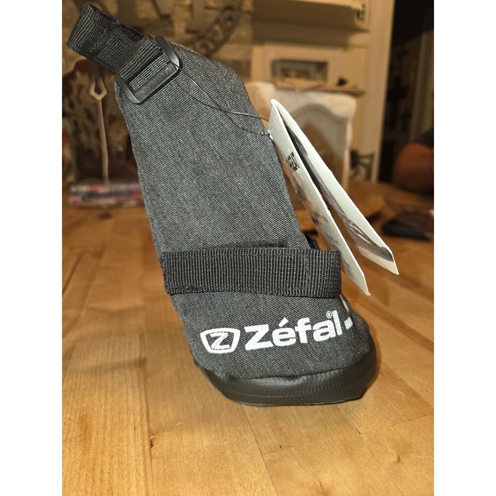 NWT Zéfal Deluxe Seat Bag with Velcro Straps